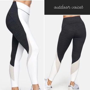 Outdoor Voices Techsweat 7/8 Zoom Leggings Black & Cream Colorblock • S
